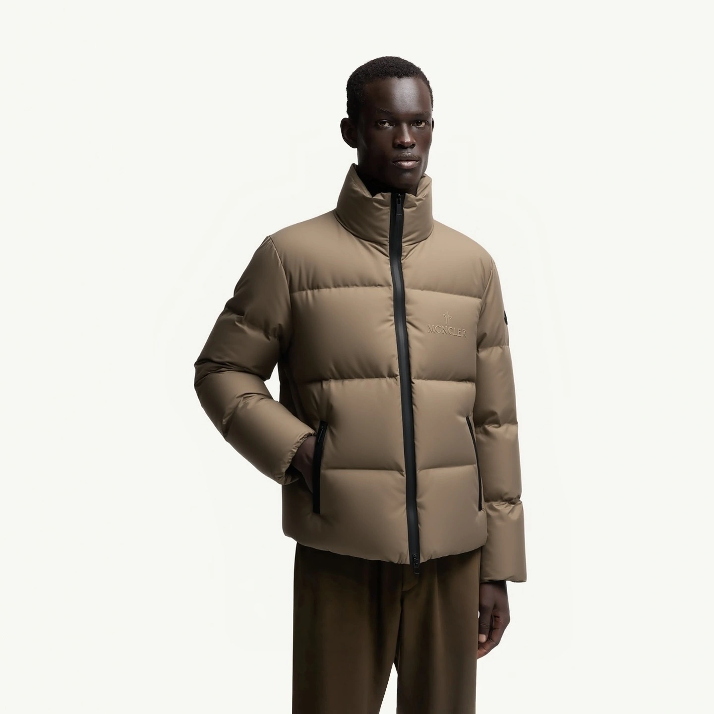 wg.luxury-- 7o9385r Down jacket white duck down nylon 2colour item: E-F000J1307-2